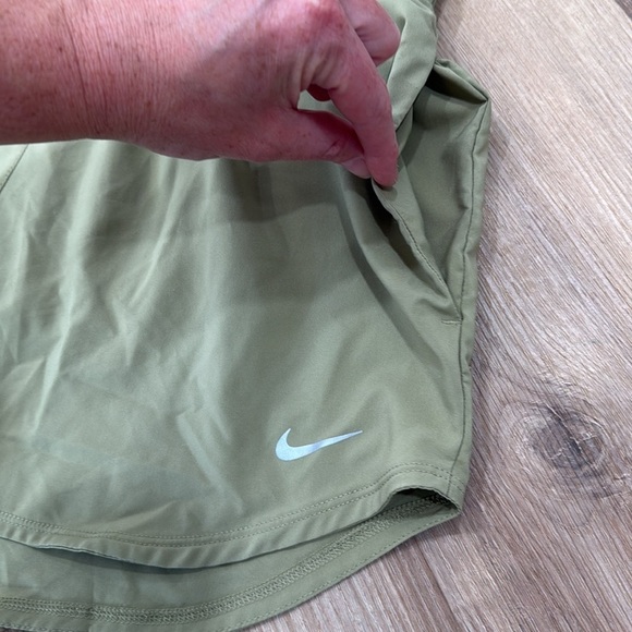 Nike One Dri-FIT Ultra High-Waisted 3" Brief-Lined Shorts in Neutral Olive Small - Picture 4 of 11